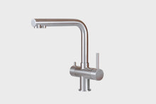 Lade das Bild in den Galerie-Viewer, Armaturen