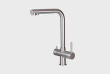 Lade das Bild in den Galerie-Viewer, Armaturen
